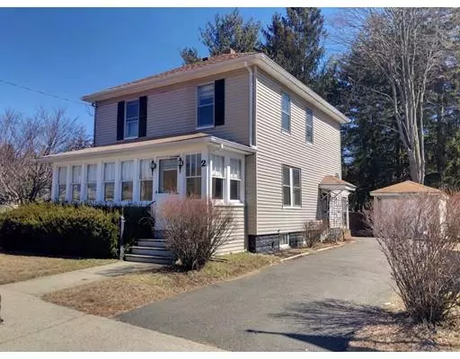 2 Alderman St, Holyoke, MA 01040