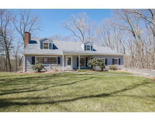 207 Fruit St, Hopkinton, MA 01748