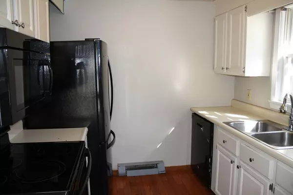 Fitchburg, MA 01420,63 Mallard Dr. #63