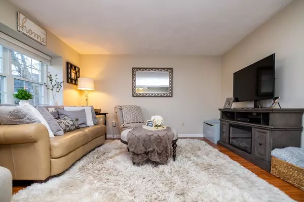 320 Newbury St #1001, Danvers, MA 01923