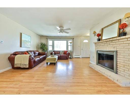 8 Kennedy Rd., Tewksbury, MA 01876