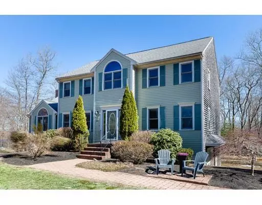 49 Captain's Way, East Bridgewater, MA 02333