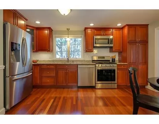 Arlington, MA 02474,5 Fox Meadow Lane