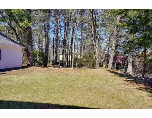 Arlington, MA 02474,5 Fox Meadow Lane