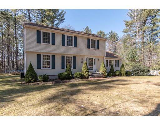 81 Highland Trl, Duxbury, MA 02332