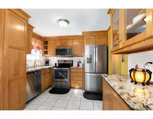 Dracut, MA 01826,52 Forest Park Rd