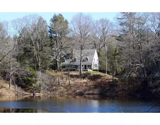 127 Farm Rd, Sherborn, MA 01770