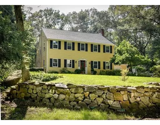 20 Bridle Path, Sherborn, MA 01770