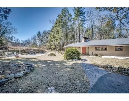 Harvard, MA 01451,27 Warren Ave