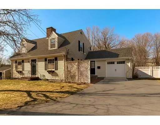 19 Hillside Ter, Hingham, MA 02043