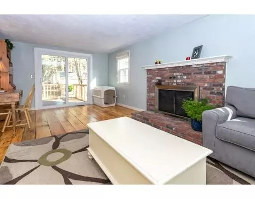 Plymouth, MA 02360,18 Queen Dr