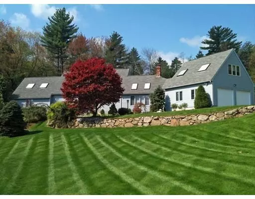 90 Bald Hill Rd, Holliston, MA 01746