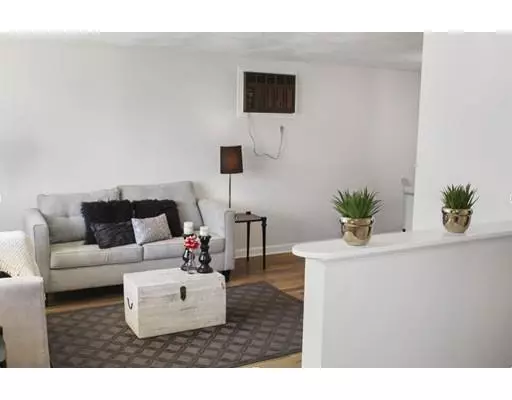 Everett, MA 02149,32 Thurman St