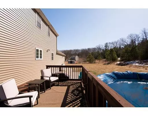 Uxbridge, MA 01569,25 Sand Wedge Drive