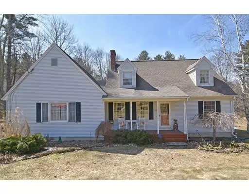 113 Brookfield Rd, Sturbridge, MA 01518