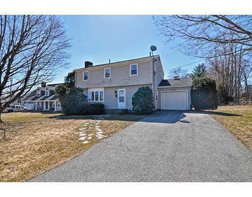 583 Whetstone Hill Rd, Somerset, MA 02726