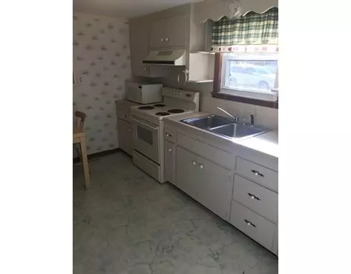 Dennis, MA 02639,38 Wixon Road