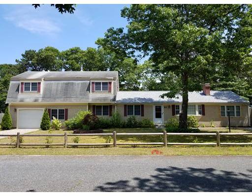 50 Nearmeadows Road, Yarmouth, MA 02673