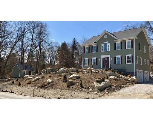 Uxbridge, MA 01569,340 Oak Street