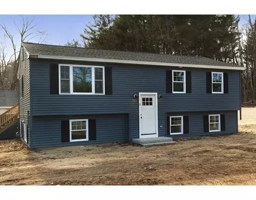 3 Toll Rd, Salisbury, MA 01952