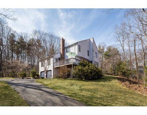 5 Tiffany Trl, Hopkinton, MA 01748