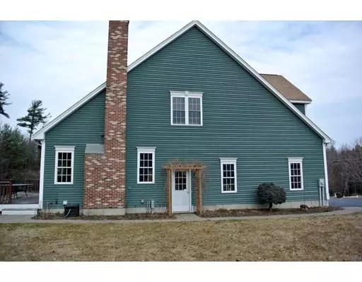 Sterling, MA 01564,3 Cynthia Ln