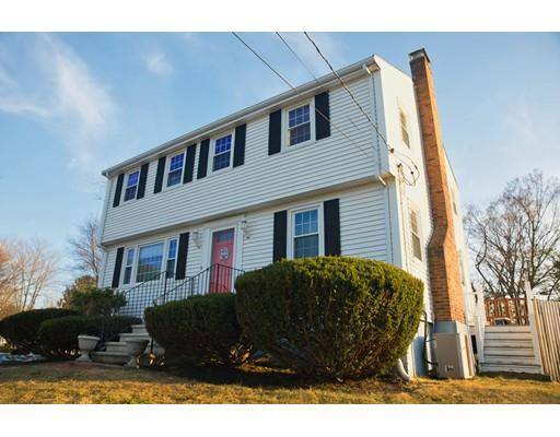 20 John Alden Cir, Bellingham, MA 02019