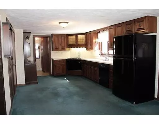 Acushnet, MA 02743,56 Lawson Ave