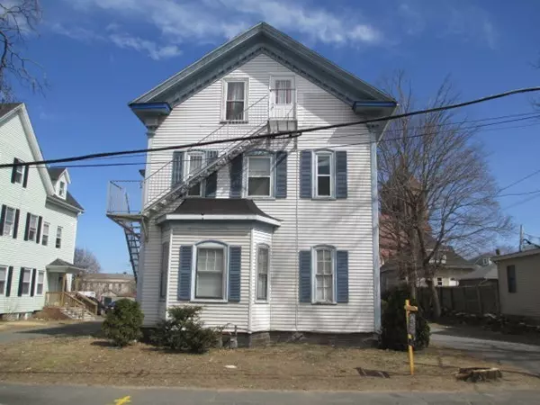 104 High St, Taunton, MA 02780