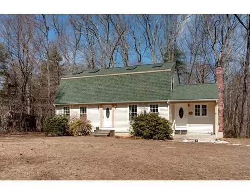 34 Hamilton Road, Sturbridge, MA 01566