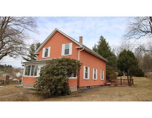 90 Pleasant St, Spencer, MA 01562