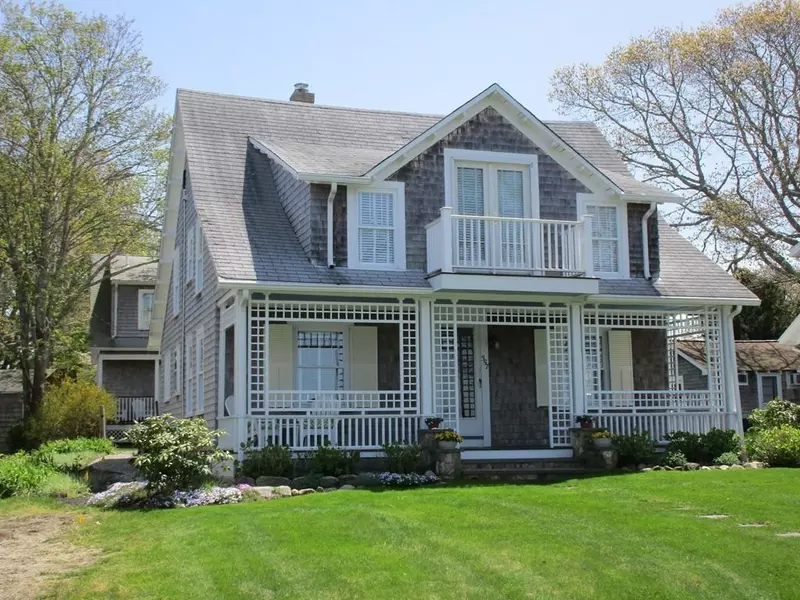 357 Circuit Avenue, Bourne, MA 02559