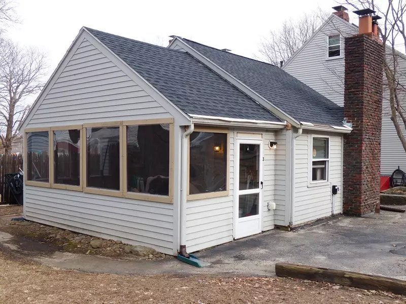 17 Andover St #3, Georgetown, MA 01833