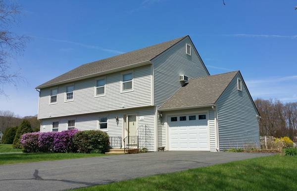 1 Tyler Way #B, Deerfield, MA 01373