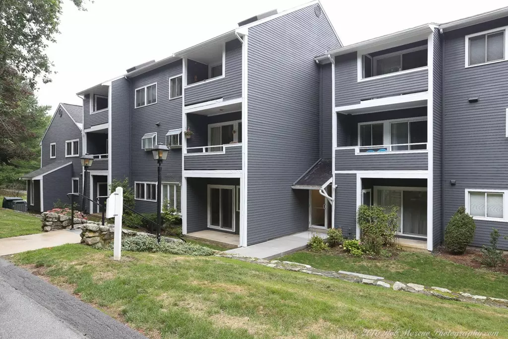 Ipswich, MA 01938,400 Colonial Dr #22