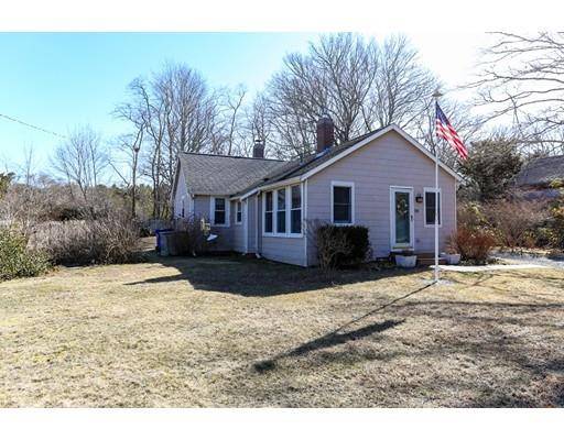 751 County Rd, Bourne, MA 02559