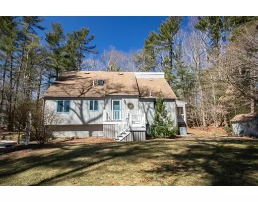 139 Oak St, Duxbury, MA 02332