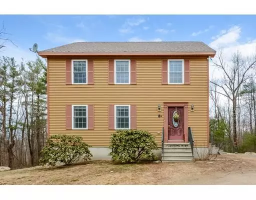 8-A Demond Pond Row, Rutland, MA 01543