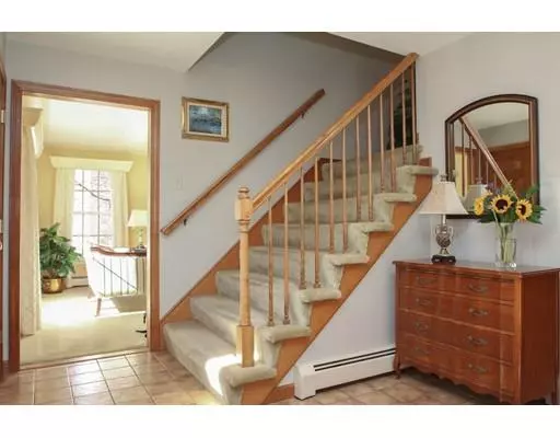 Milford, MA 01757,3 Manoogian Cir