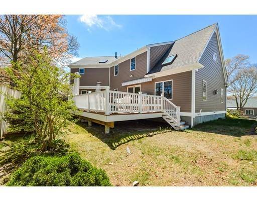 Falmouth, MA 02536,152 Edgewater Drive #West