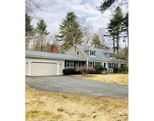 10 Hickory Ridge Rd, Rehoboth, MA 02769