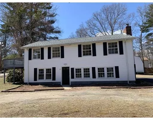 Taunton, MA 02780,17 Lynnbrook