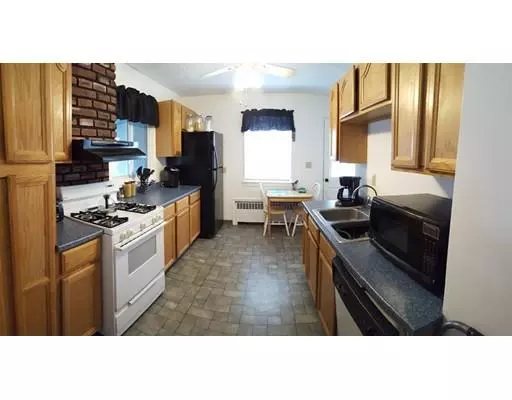 Somerset, MA 02725,1723 Wilbur Ave