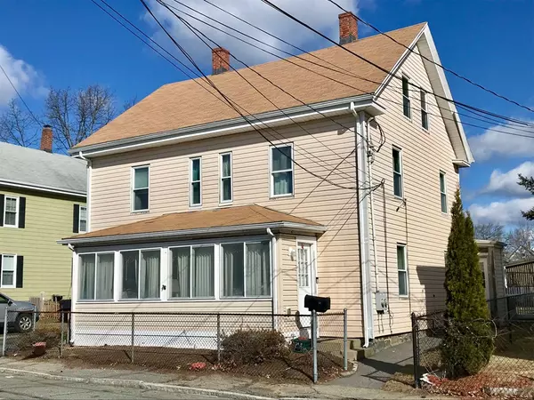 11 Massasoit Ct, Waltham, MA 02453