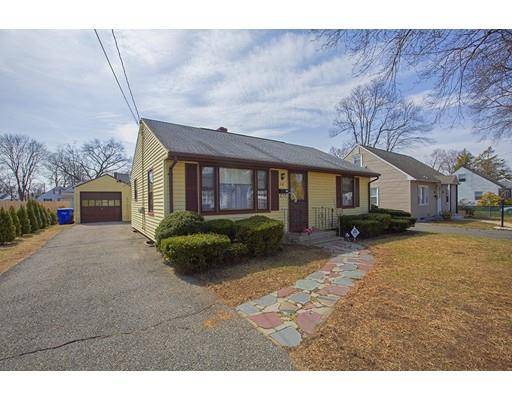 28 Davis Street, Springfield, MA 01104