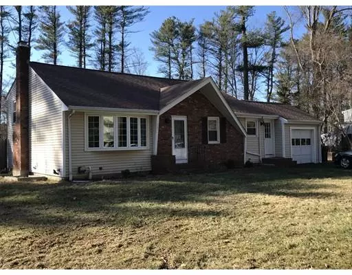 134 Sunset Dr, Raynham, MA 02767