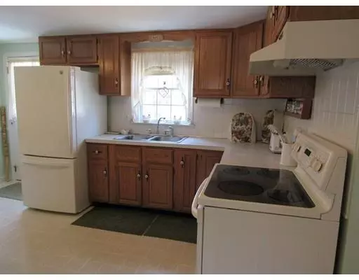 Bourne, MA 02559,2 Millwheel Ln