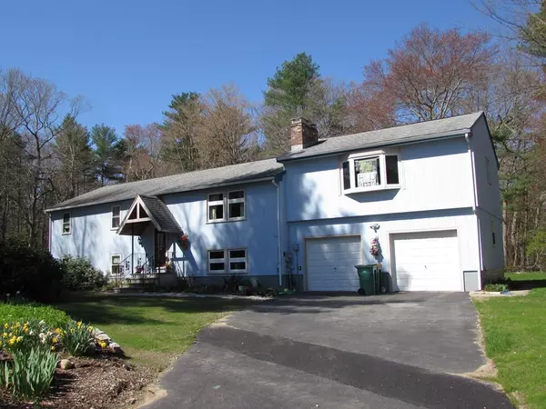 11 Paula Lane, Mansfield, MA 02048