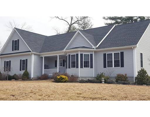 6 Haywood Cir, Mendon, MA 01756