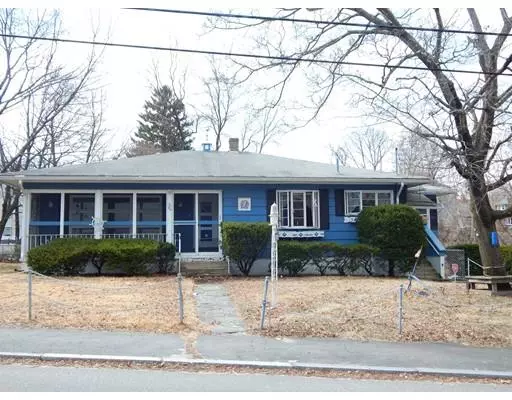 20 Ruskin Ave, Methuen, MA 01844